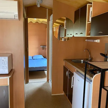 Les Amandiers Campsite Castelnau-de-Guers